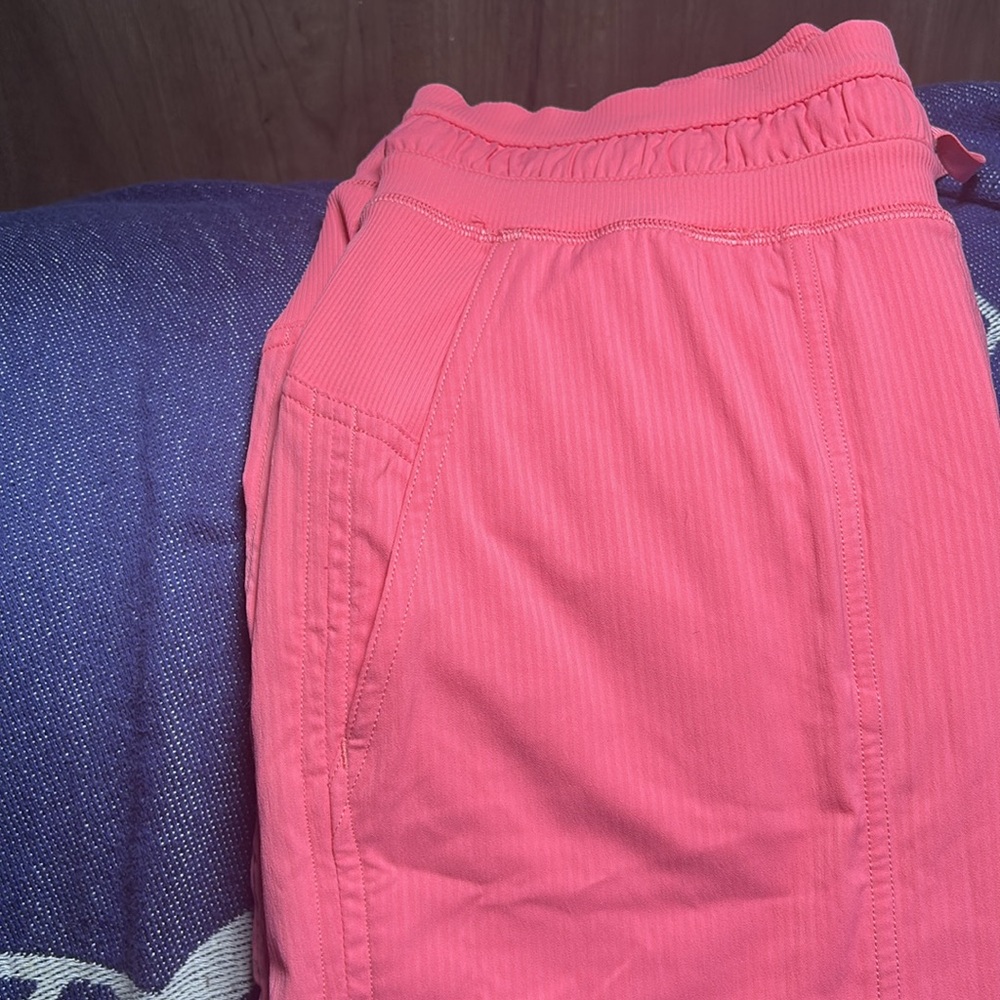 Dance Studio Mid Rise Cropped Pants - Picture 10 of 11